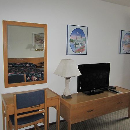 ווייטהורס Airport Chalet מראה חיצוני תמונה