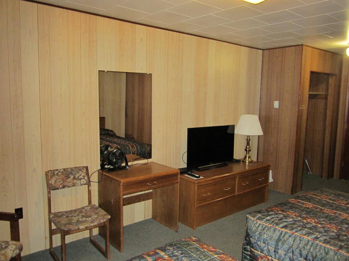 ווייטהורס Airport Chalet מראה חיצוני תמונה