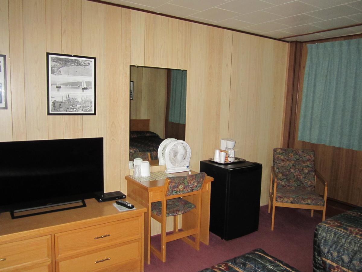ווייטהורס Airport Chalet מראה חיצוני תמונה